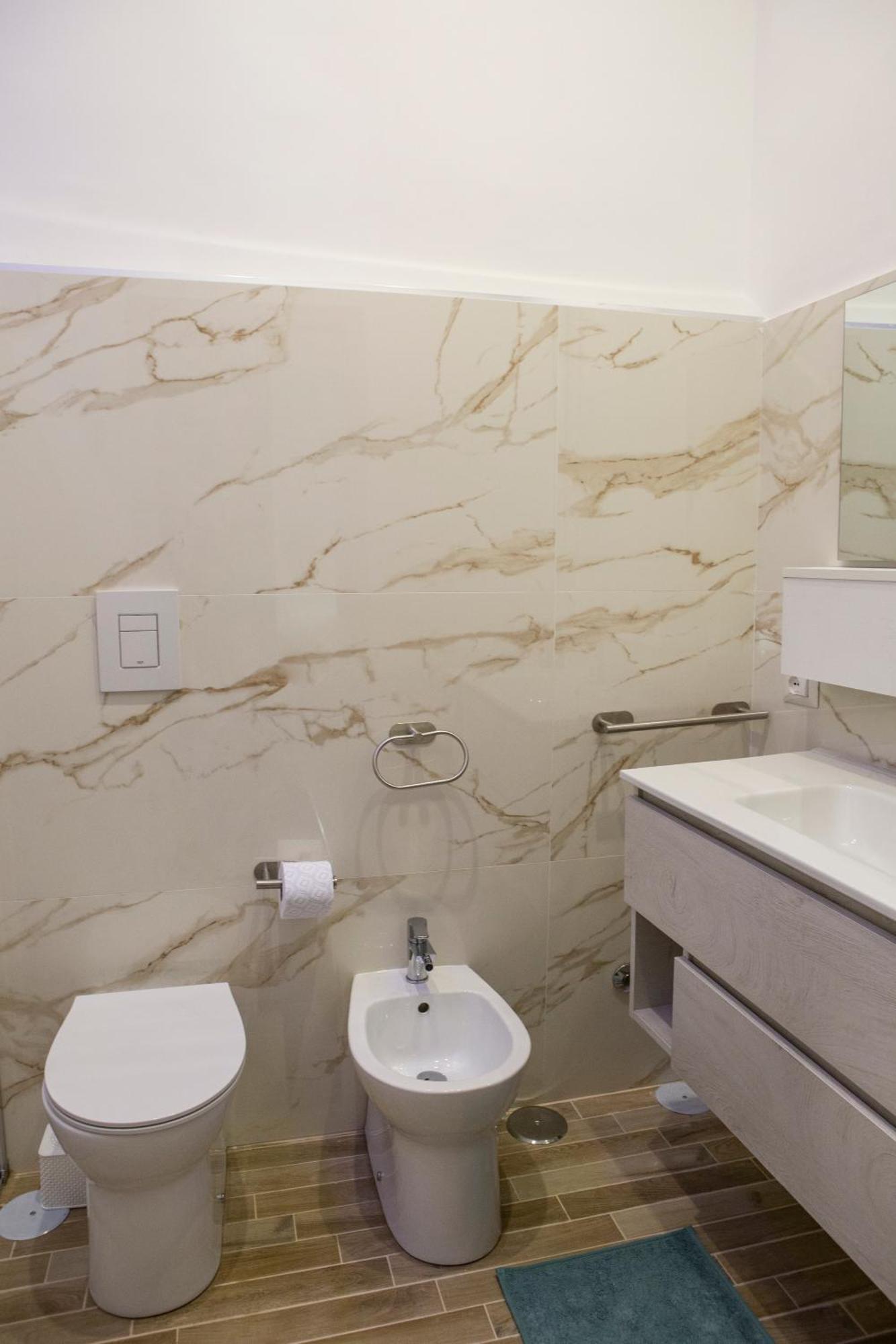 Napoli Skyport Bed & Breakfast ภายนอก รูปภาพ