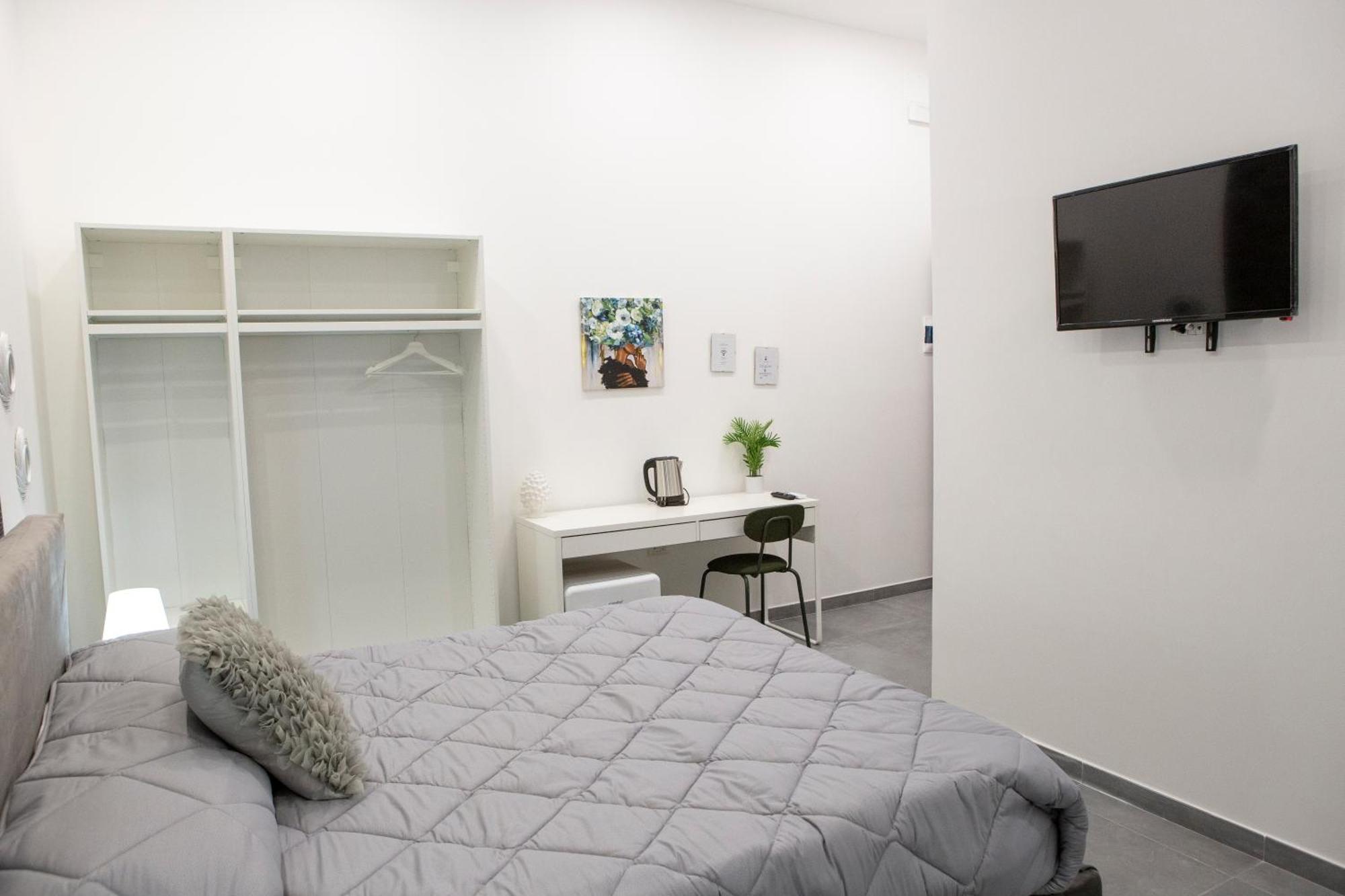 Napoli Skyport Bed & Breakfast ภายนอก รูปภาพ