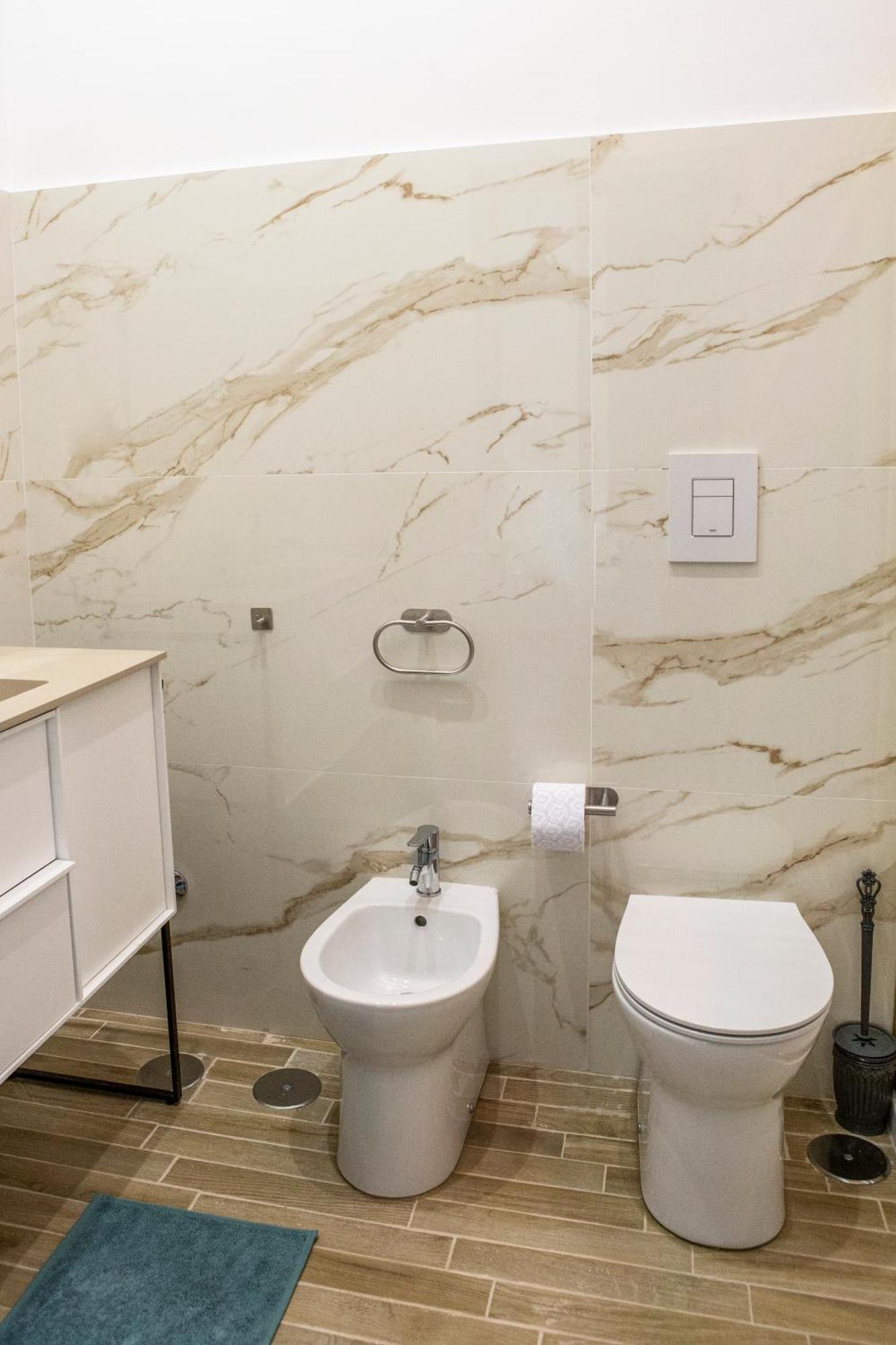 Napoli Skyport Bed & Breakfast ภายนอก รูปภาพ
